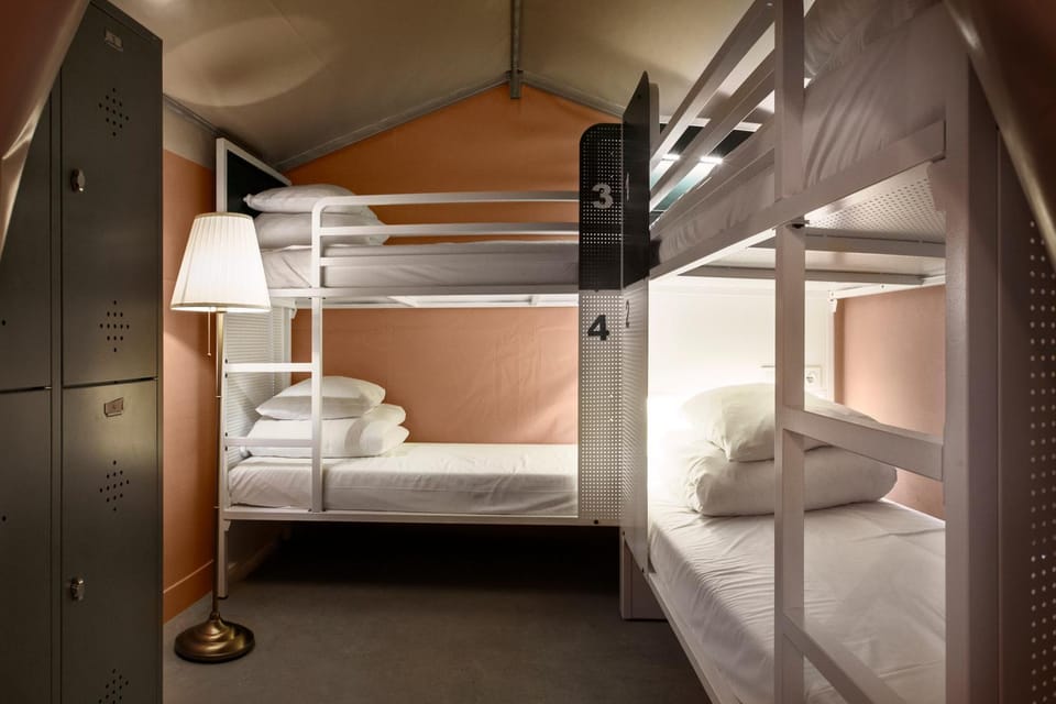 Bed, Photo of the whole room, Bedroom, bunk bed