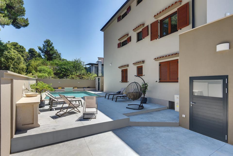 Villa Authentic Apartment in Pula