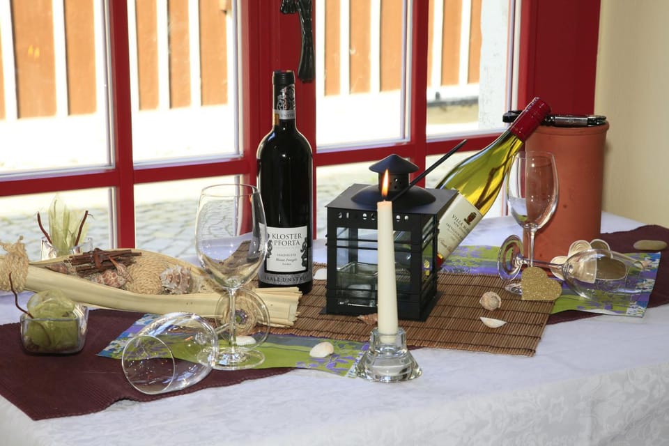 Restaurant/places to eat, Food and drinks, Food, Drinks, Alcoholic drinks