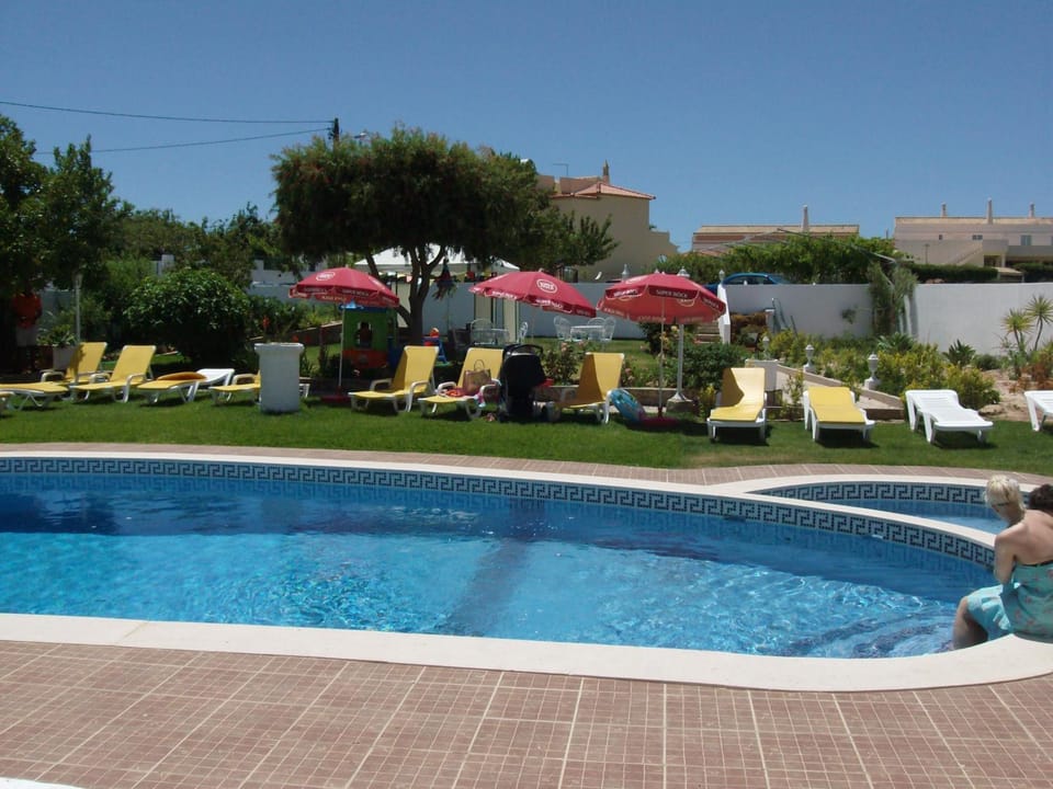 Garden, Swimming pool