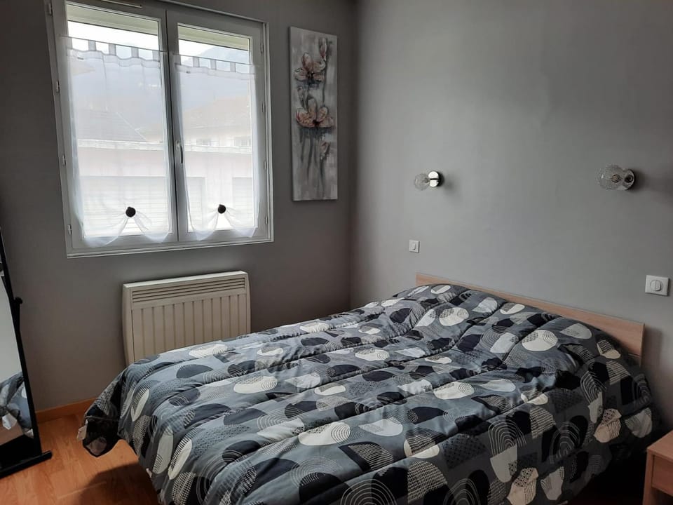 Aux bons thermes Apartment in Occitanie