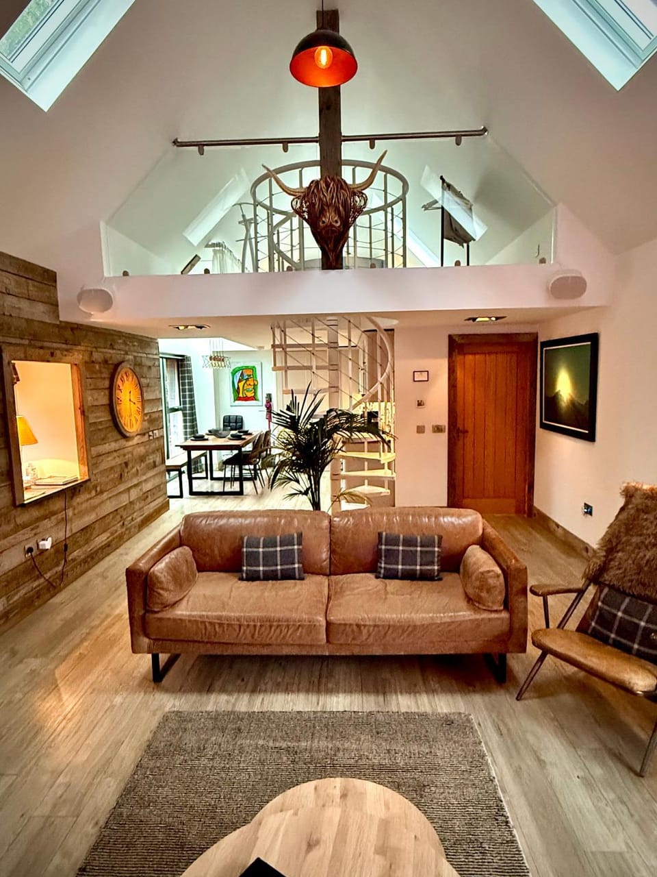 Balloan Cottage Cowshed House in Inverness