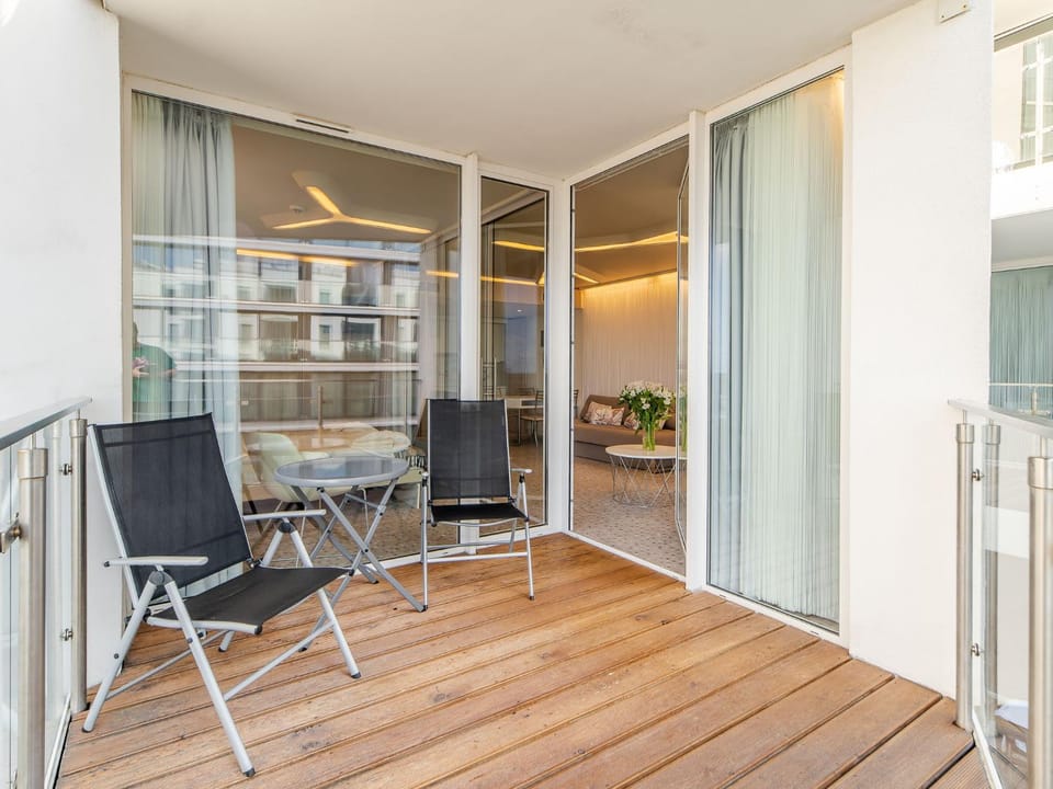 Apartament z widokiem na morze z aneksem kuchennym i basenem Ultra MARINE Apartment in West Pomeranian Voivodeship, Poland