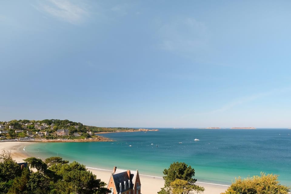 Nearby landmark, Natural landscape, Beach, Sea view