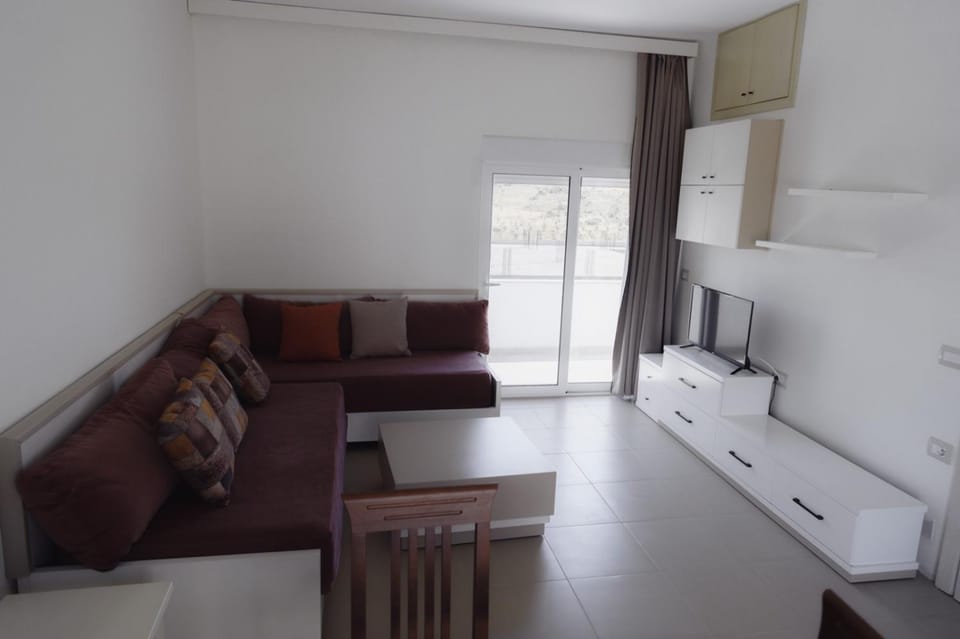 Villa Melodia Xhek Hotel in Ksamil