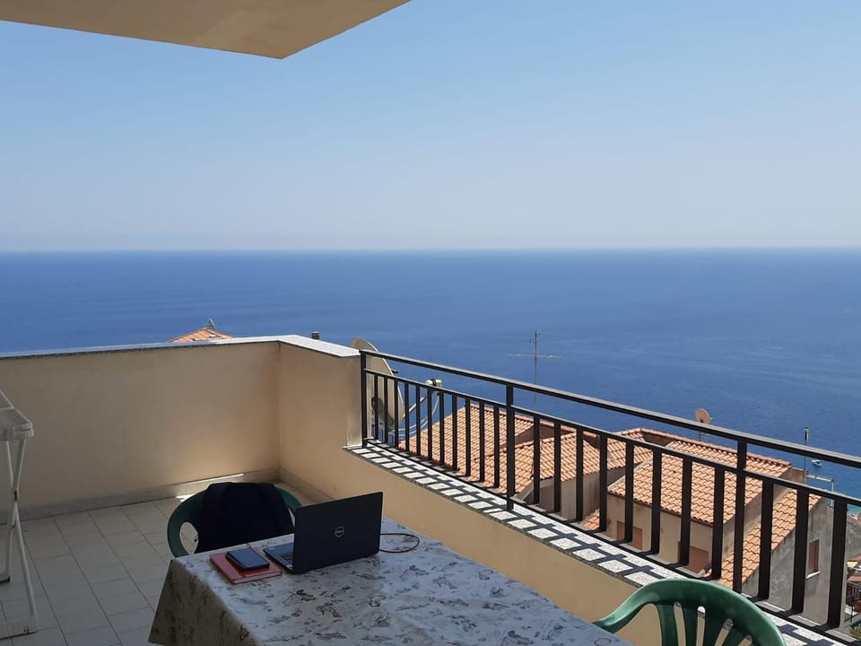 Patio, Day, Natural landscape, Balcony/Terrace, Sea view