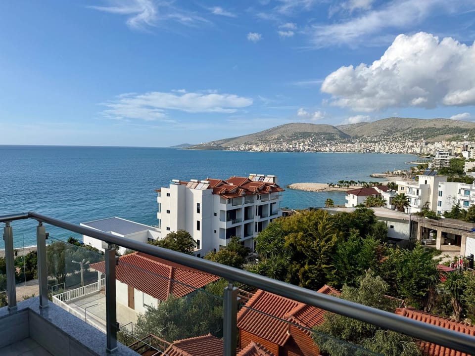 Nearby landmark, Day, Natural landscape, View (from property/room), Balcony/Terrace, City view, Mountain view, Sea view