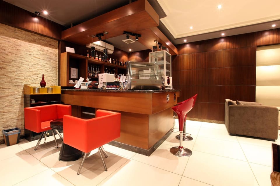 Coffee/tea facilities, Seating area, Drinks, Internal: Not applicable to any particular room