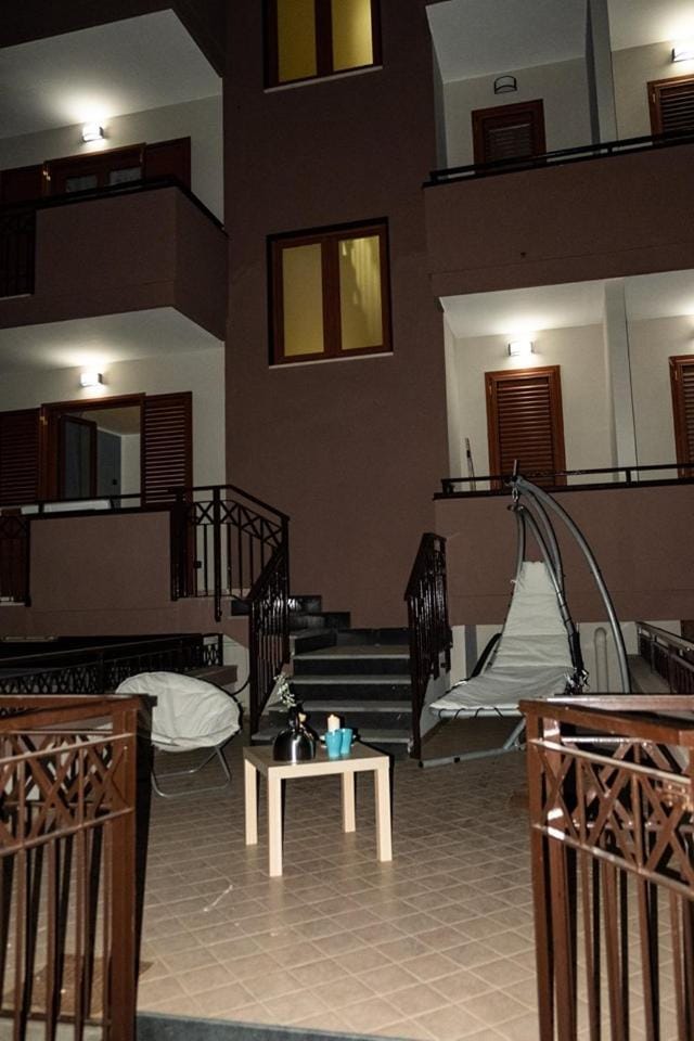 Balcony/Terrace, Balcony/Terrace