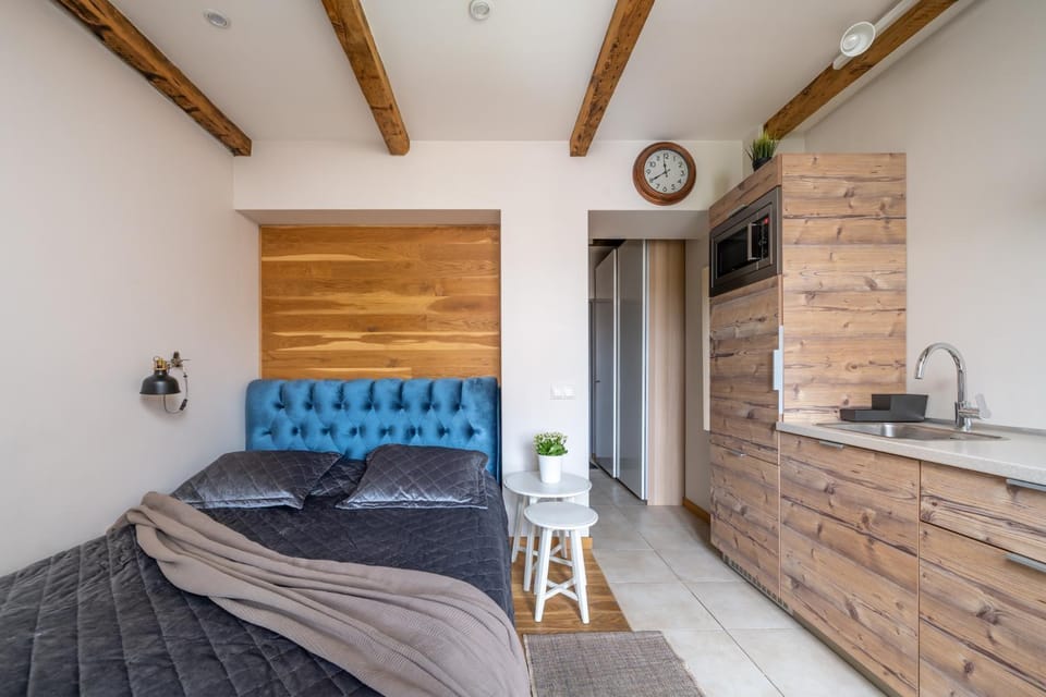 Bed, Kitchen or kitchenette, Bedroom