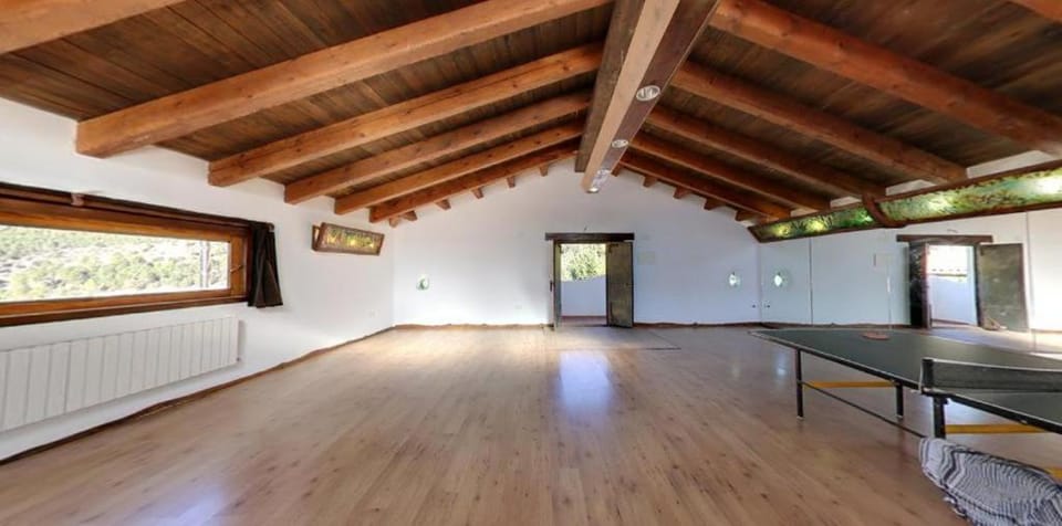 Los Ahijaderos de Tus House in Castile-La Mancha
