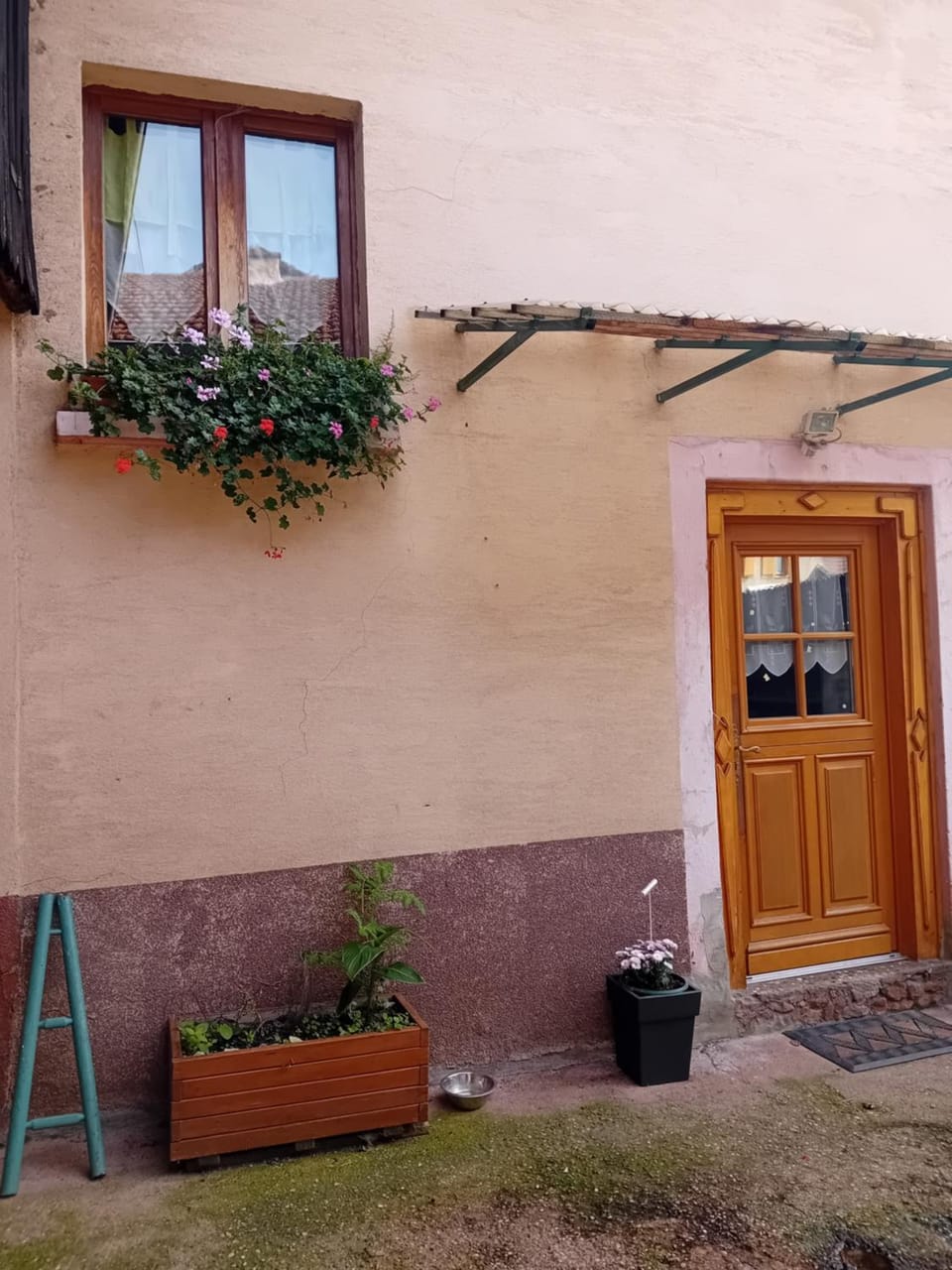 Property building, Spring