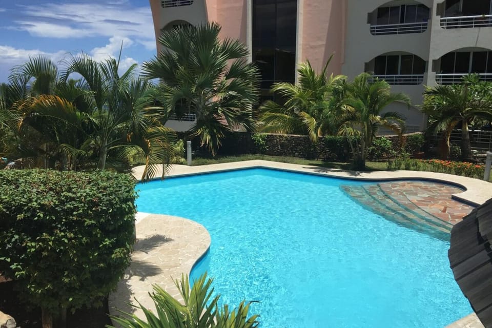 Sea View Studio - West Papeete Apartment in Pape'ete