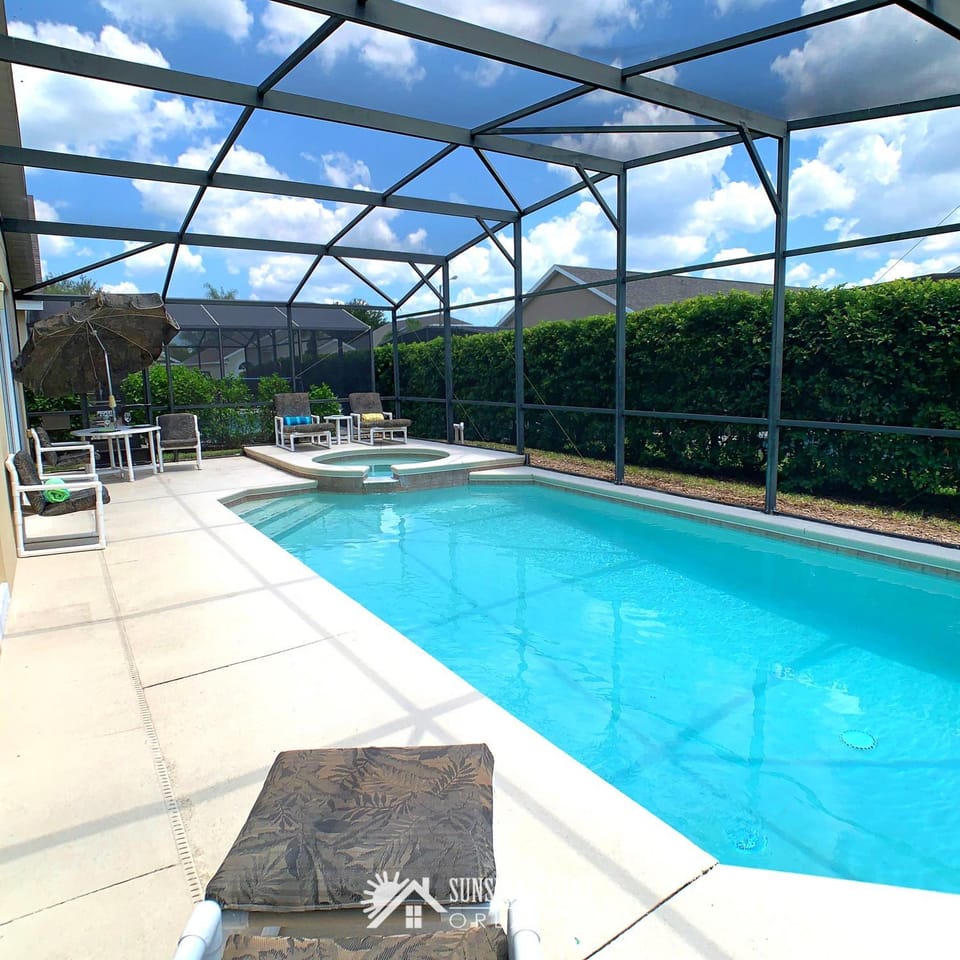 Patio, Day, On site, Pool view, Swimming pool, sunbed