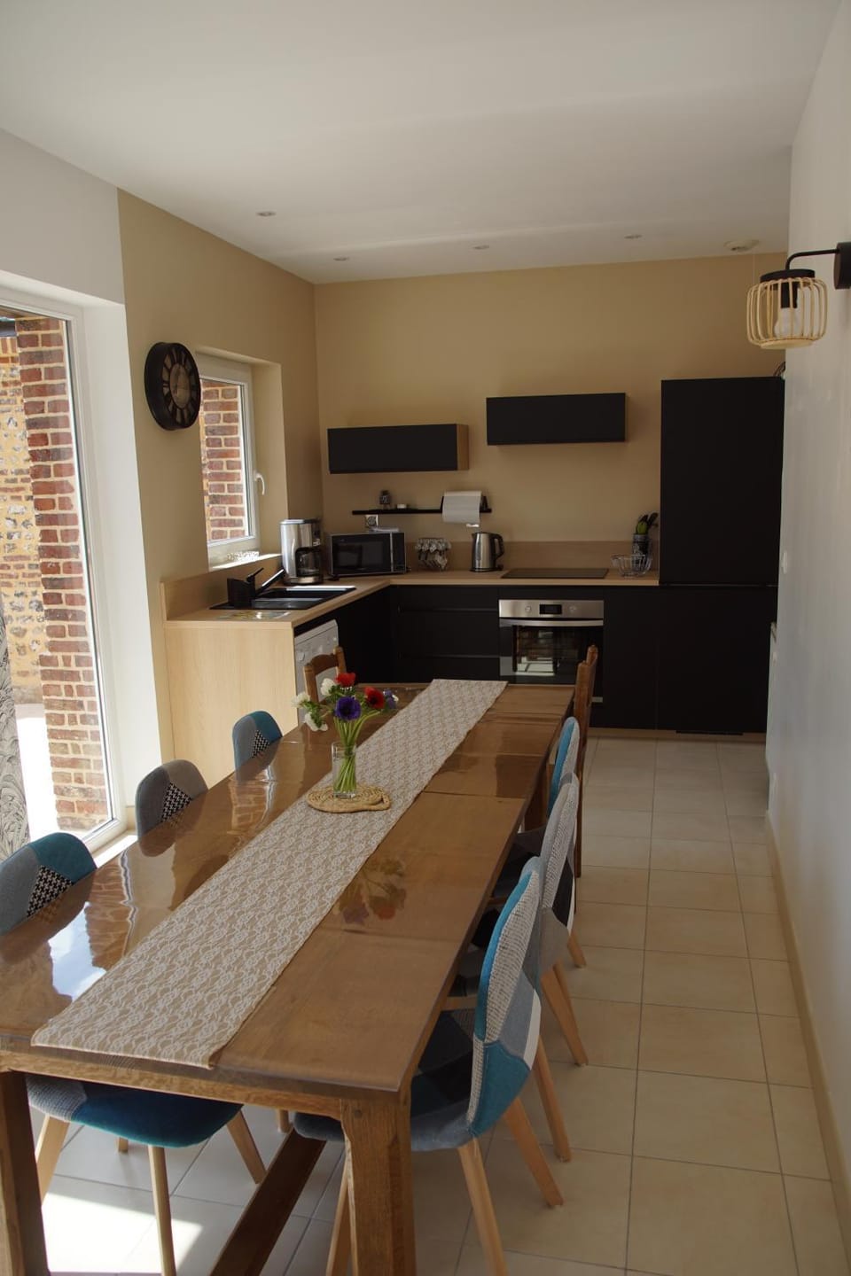 Kitchen or kitchenette, Communal kitchen