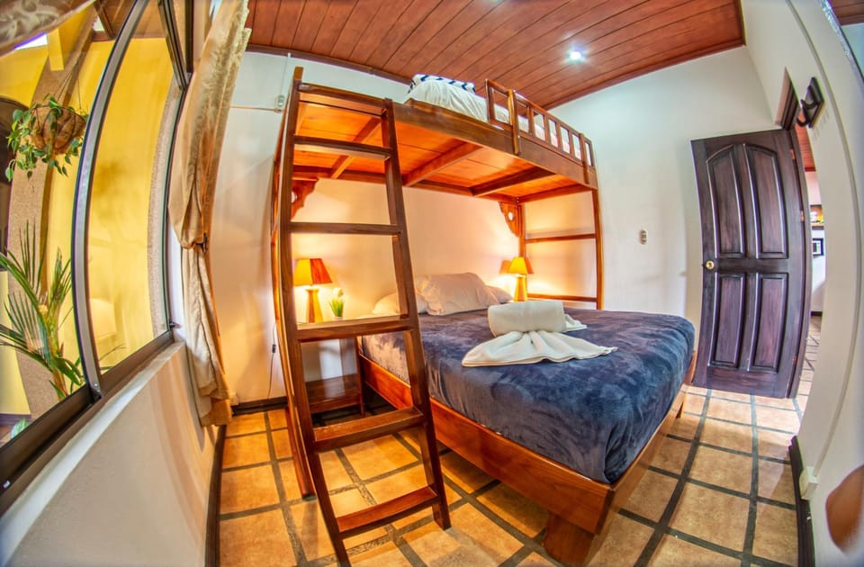 Sol y Luna Apartments Condo Near Downtown Apartment in La Fortuna