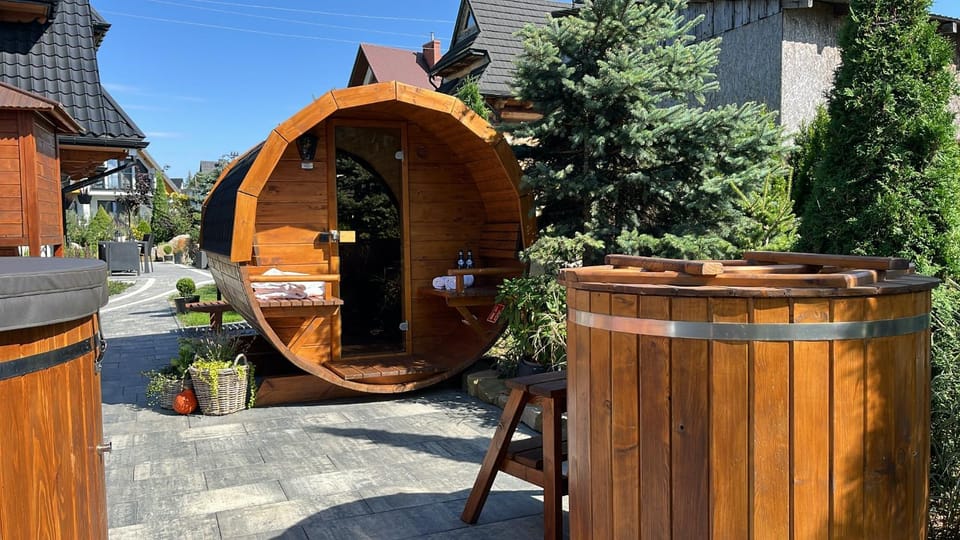 Hot Tub, Hot Tub, Sauna, Sauna