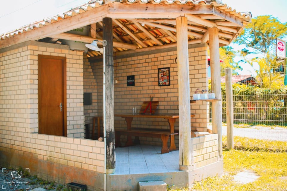 Day, BBQ facilities, BBQ facilities, Internal: Not applicable to any particular room