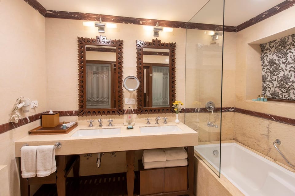 Bathroom, Bath