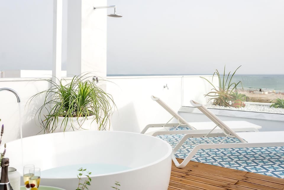 Balcony/Terrace, Sea view, Bath