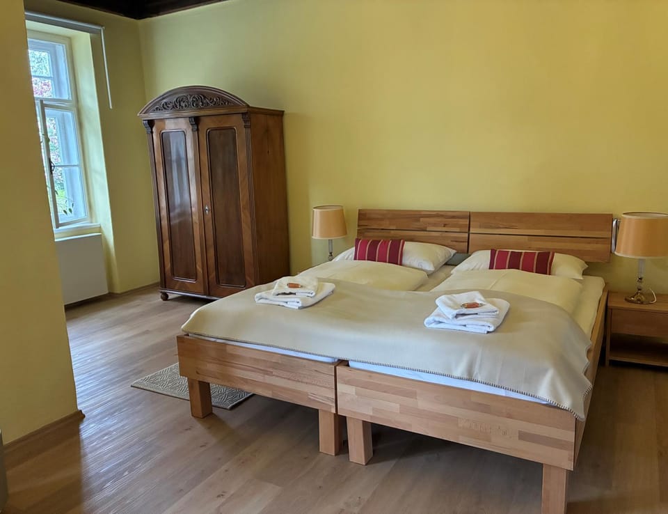 Photo of the whole room, Bedroom, Garden view, towels, wardrobe