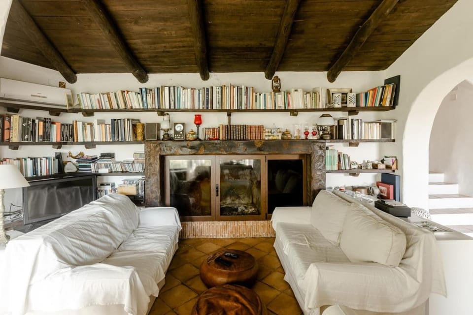 Lounge or bar, flat iron