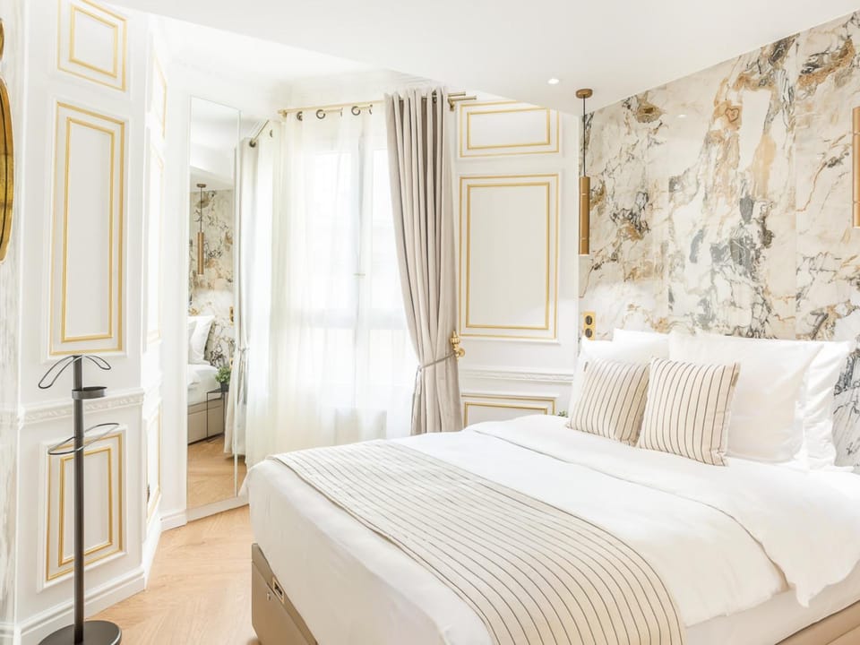 Bed, Photo of the whole room, Bedroom, wardrobe