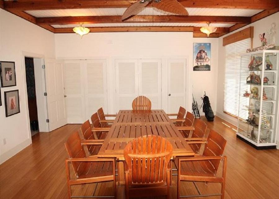 Cloud Nine Ocean front Home House in Crescent Beach