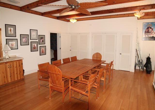 Cloud Nine Ocean front Home House in Crescent Beach