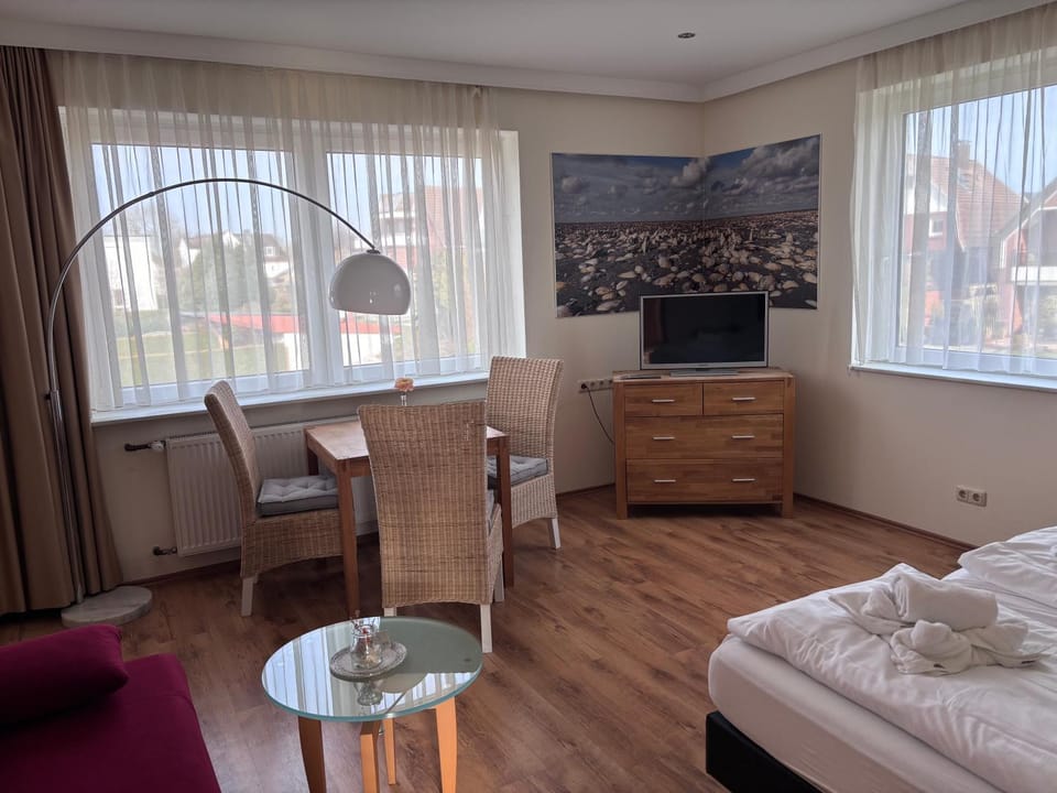 Pension Appartementhaus Hus Möhlenbarg Bed and Breakfast in Cuxhaven