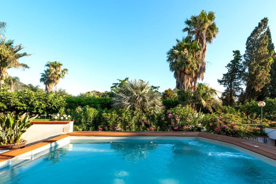 Hot Tub, Pool view, Swimming pool, Swimming pool