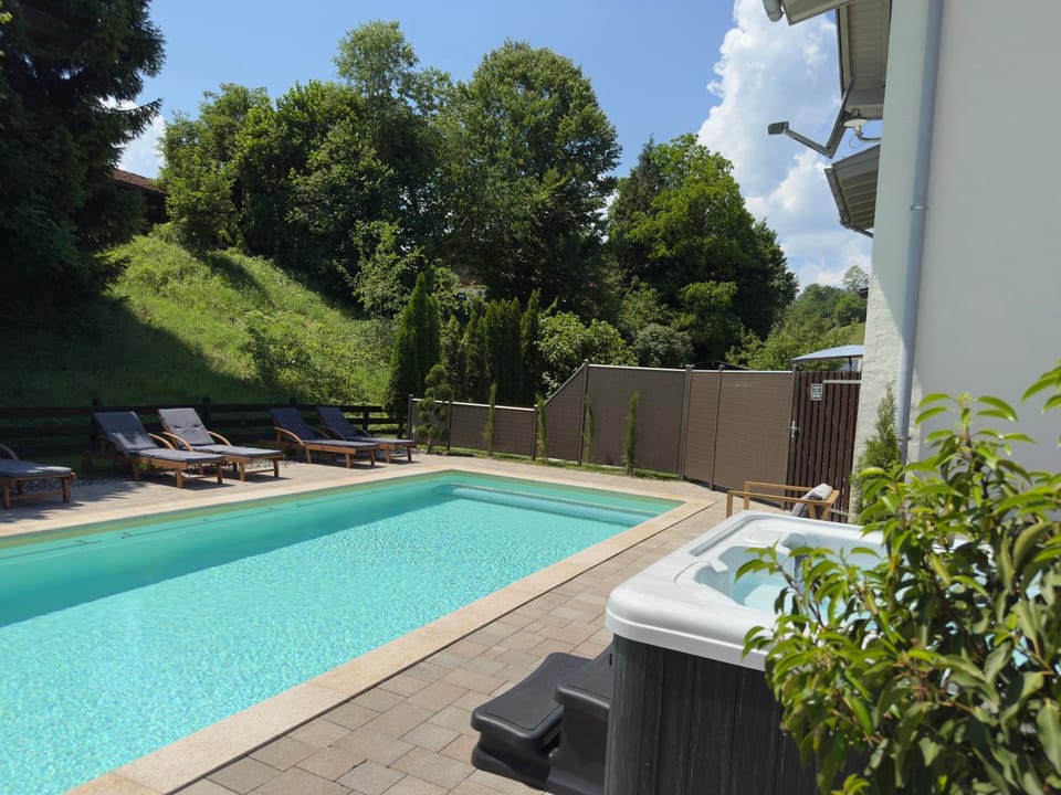 Property building, Swimming pool