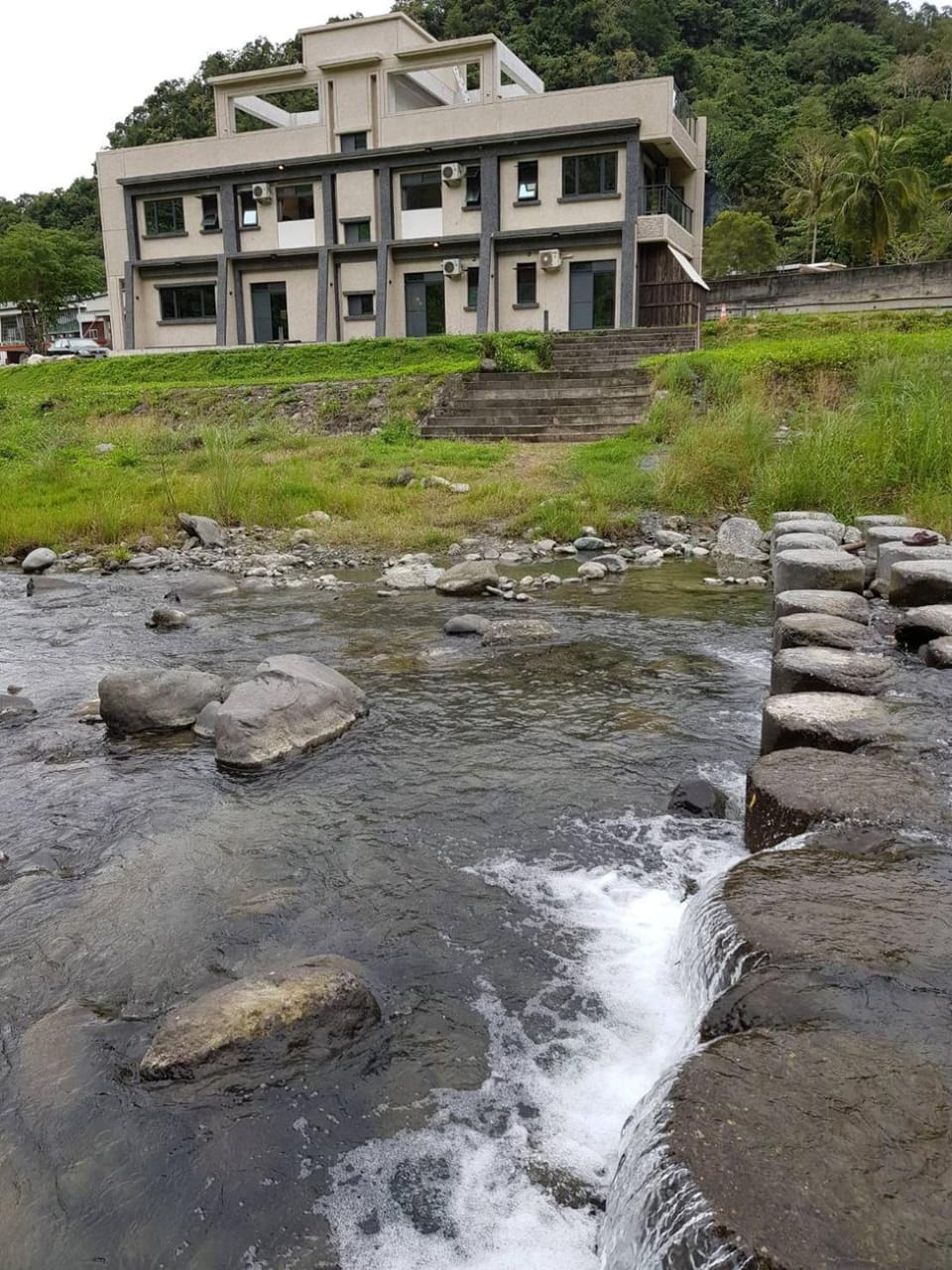 Property building, Natural landscape