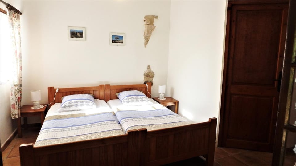 Domaine Saint-Jaume gîte Cinsault House in Barjols