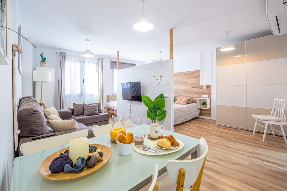 Communal lounge/ TV room, Bed, Living room, Bedroom