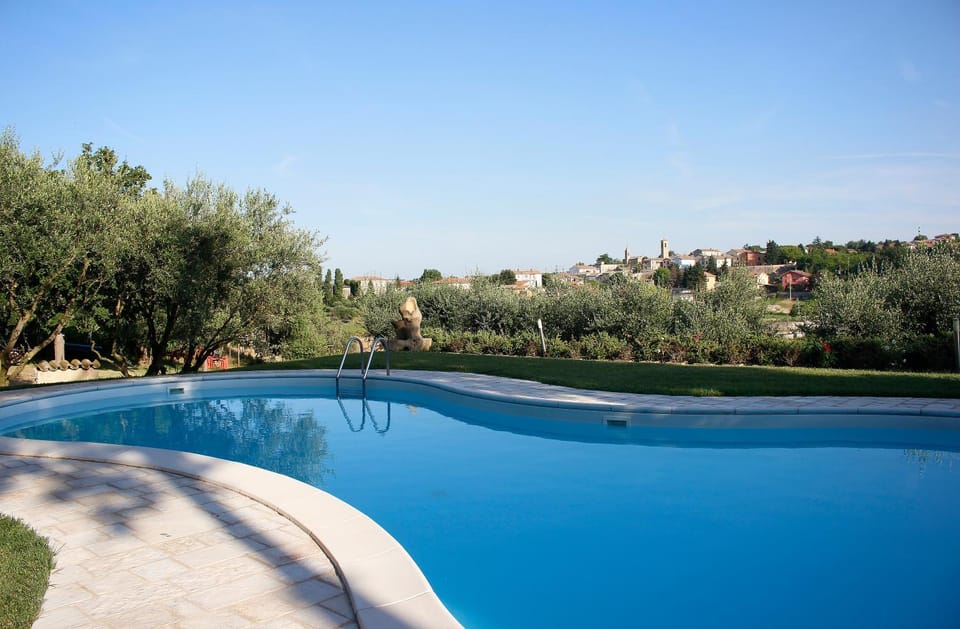 Swimming pool, Swimming pool