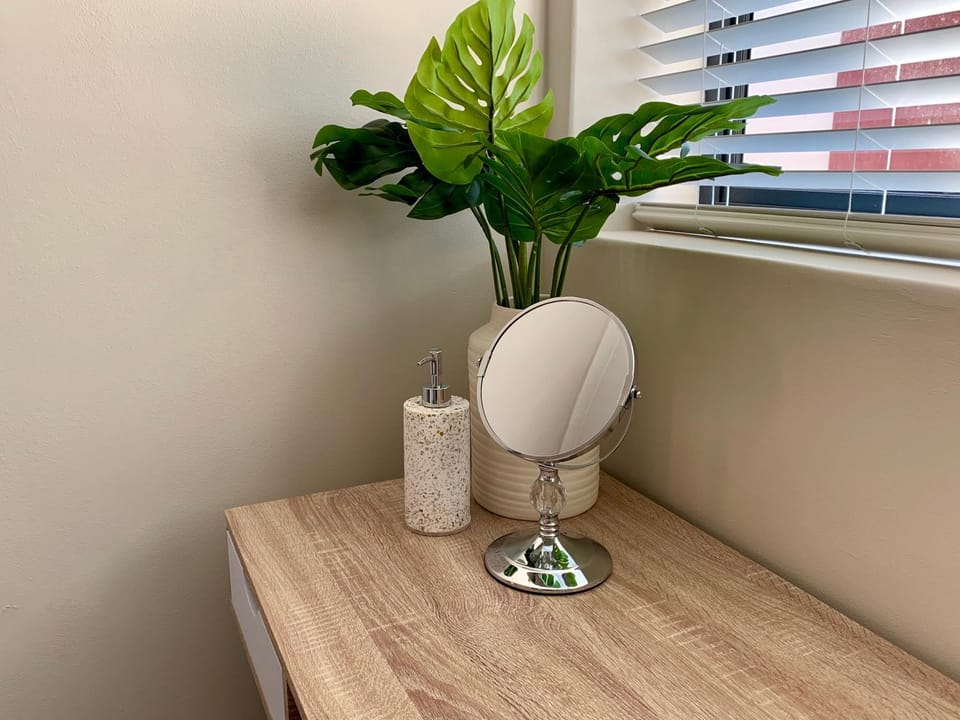 Decorative detail, Bedroom