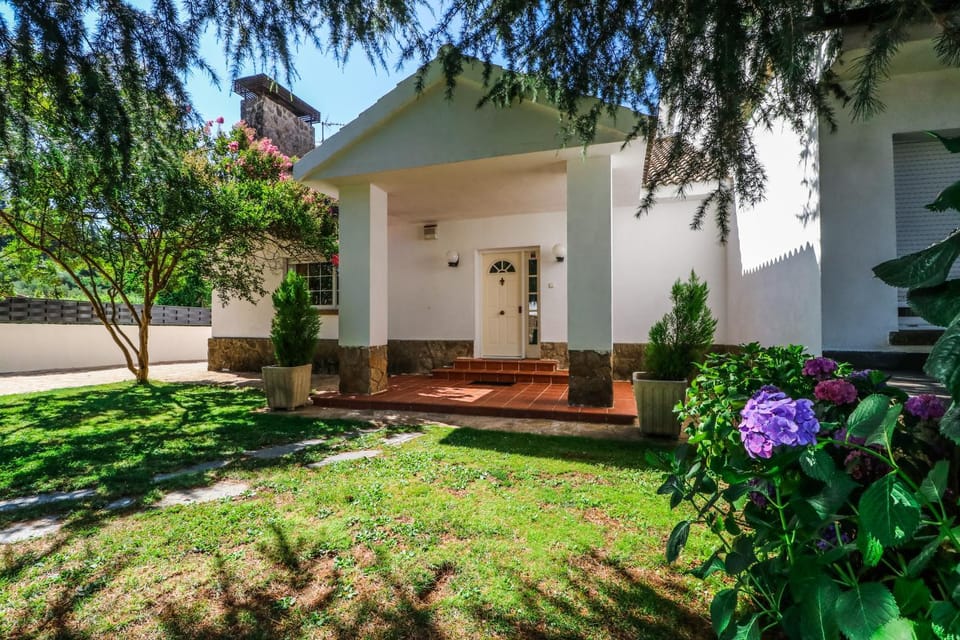 Property building, Garden view