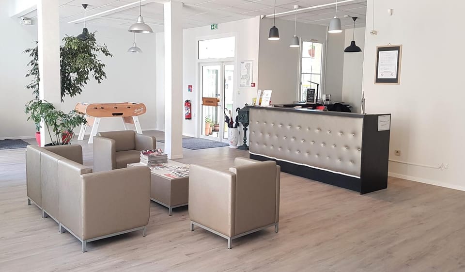 Patio, Staff, Garden, Lobby or reception, group of guests