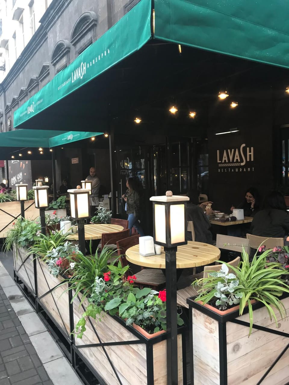 Restaurant/places to eat