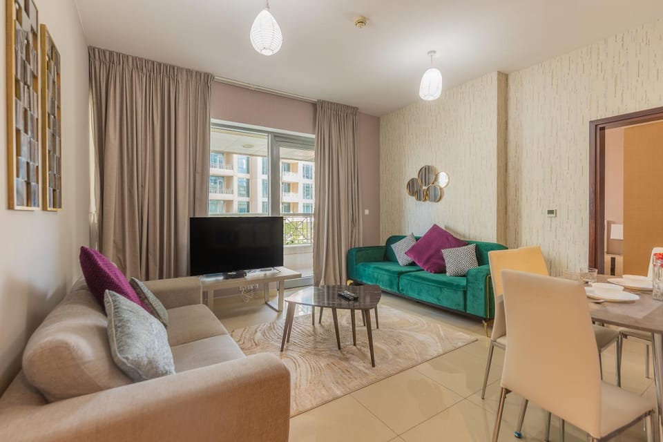 Communal lounge/ TV room, TV and multimedia, Seating area, Evening entertainment