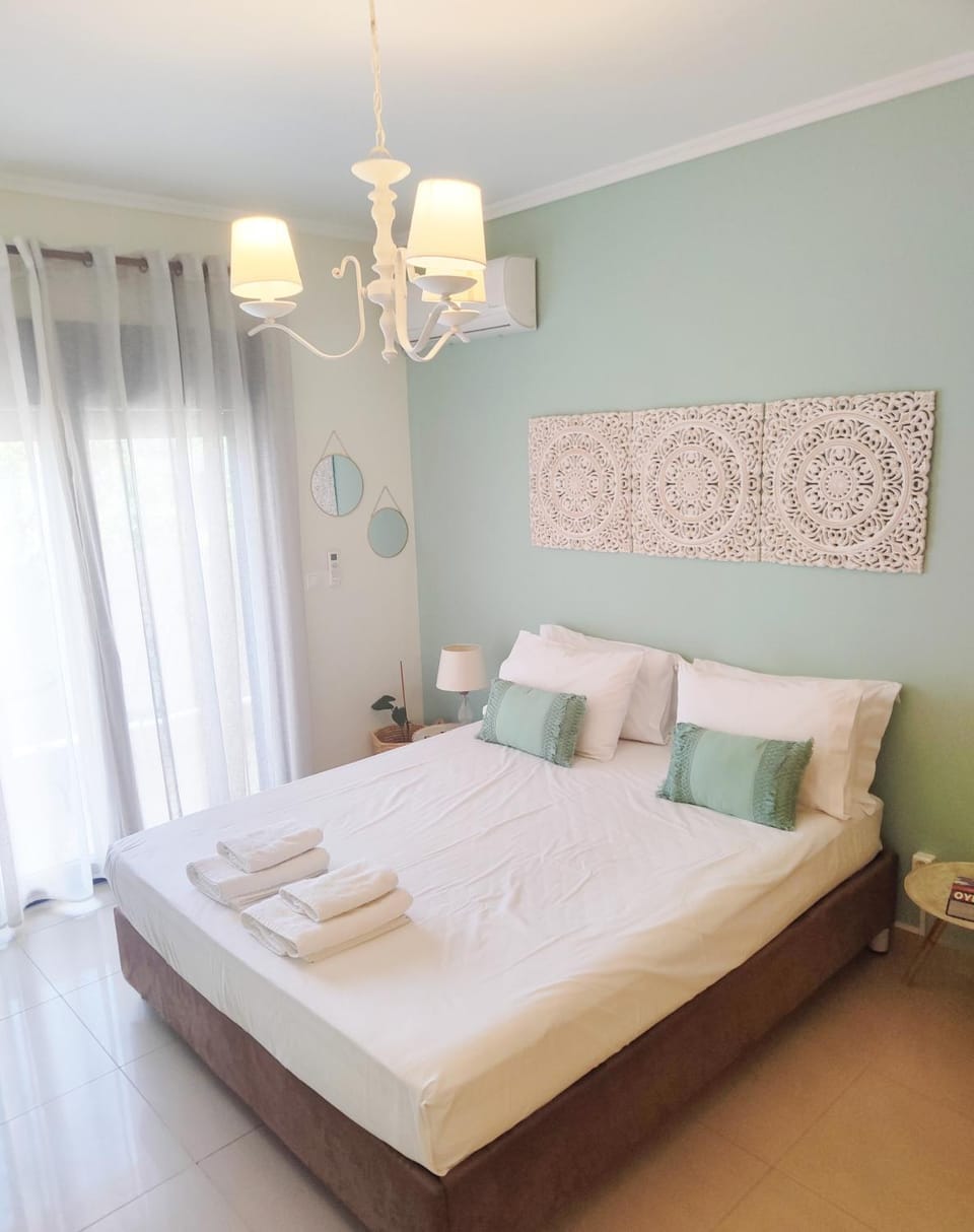 City Center Fresh Studio 50m from metro station#Self Check In# Apartment in Thessaloniki