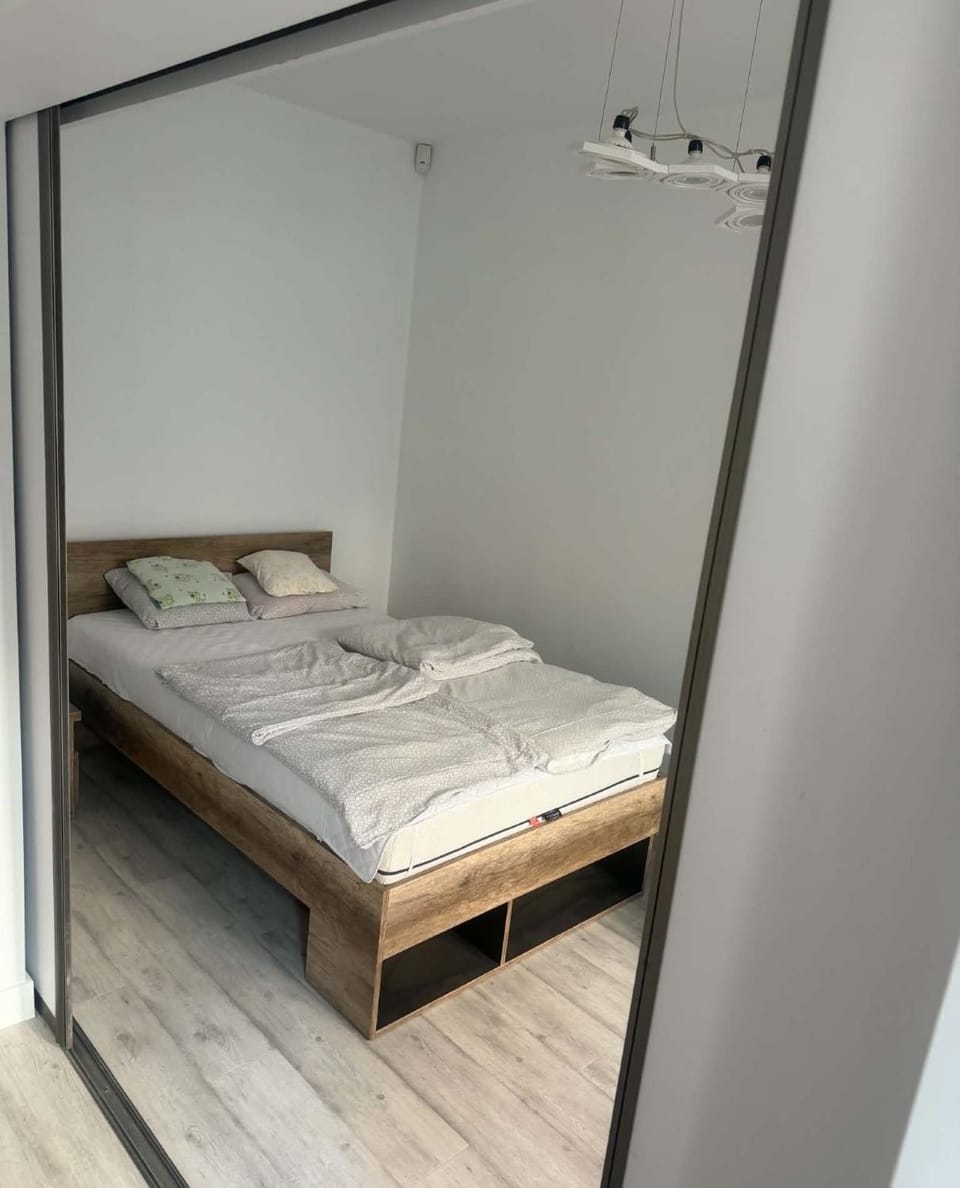 Bedroom, wardrobe