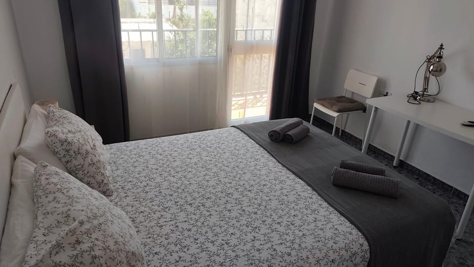 BNB LOLA - Habitacion con Baño privado en el pasillo y aire acondicionado Bed and Breakfast in Costa de la Luz