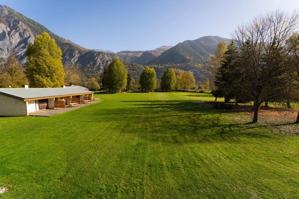 Garden view, Mountain view
