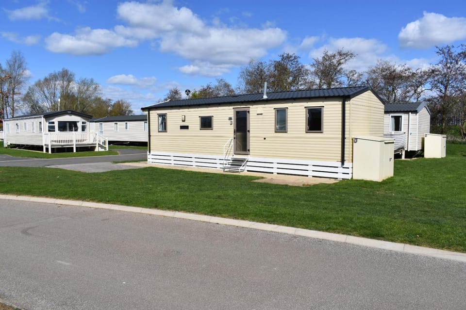The Cosy Kingfisher at Tattershall Lakes Apartment in Tattershall