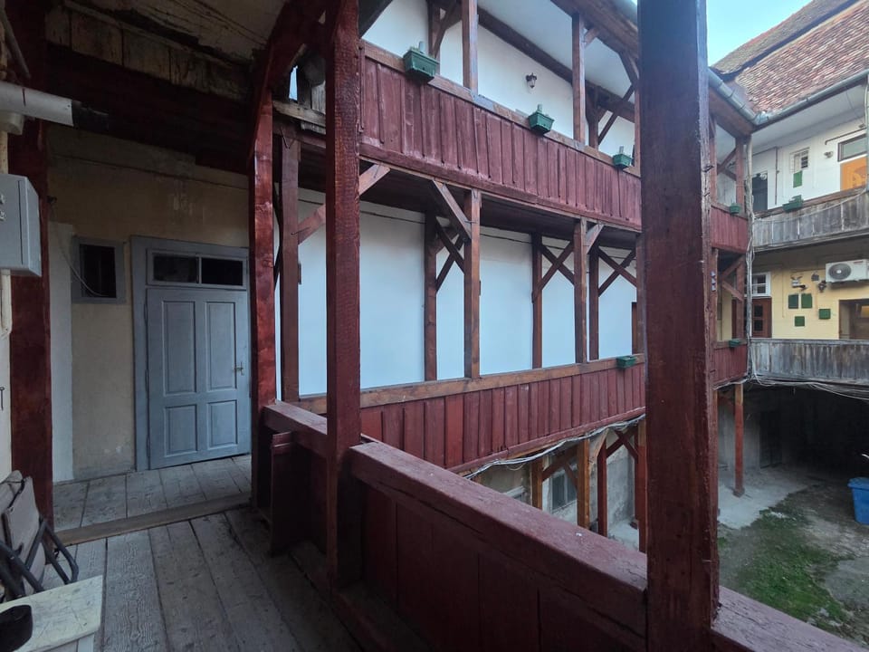 Apartment Queen Bridge Apartment in Sibiu