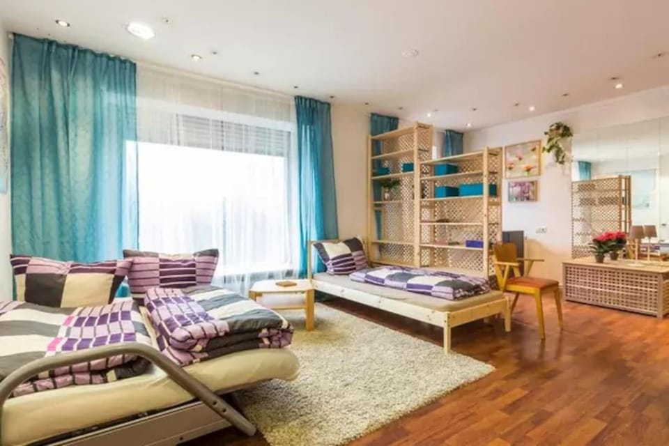 Lindenallee Apartment - Self Check-in Apartment in Berlin