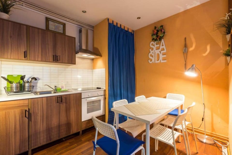 Lindenallee Apartment - Self Check-in Apartment in Berlin