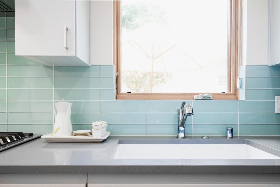 Coffee/tea facilities, Kitchen or kitchenette